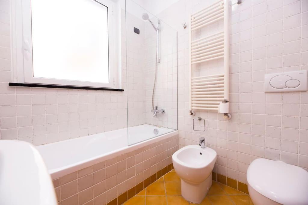 Prione'S Apartment Генуя Экстерьер фото